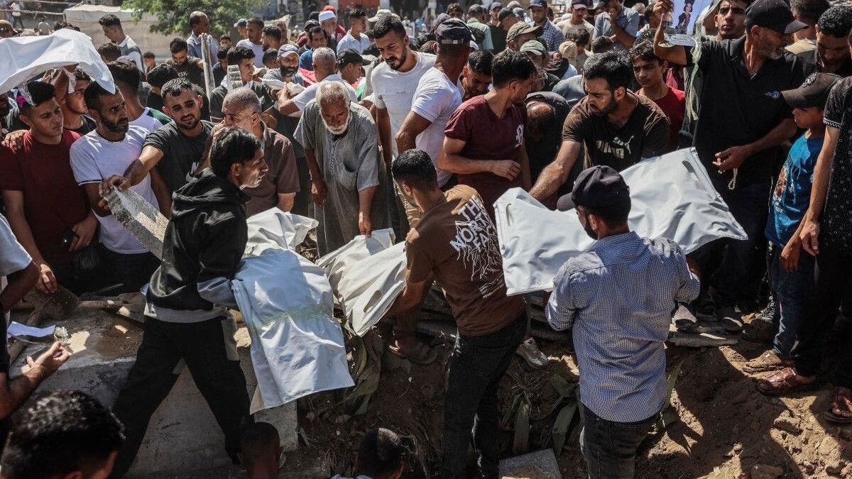 بعد اكتشاف جثث تحت الأنقاض.. طلب أممي بدخول محققين لغزة