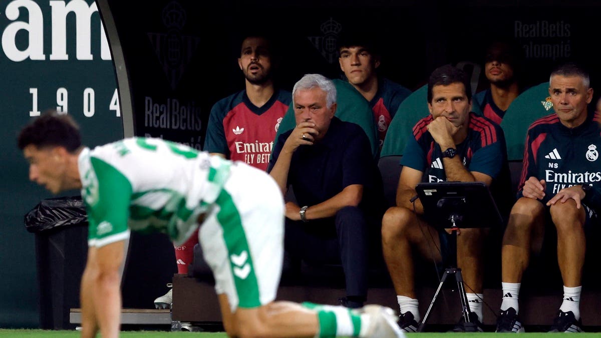 مورينيو بعد سقوط ريال مدريد أمام بيتيس: لا أعرف لماذا خسرنا