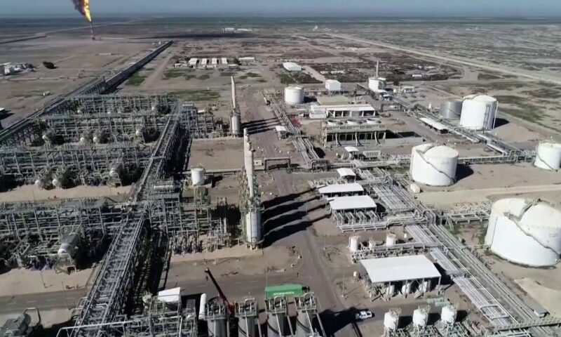 العراق يصدر 2.2 مليون برميل نفط عبر مضيق هرمز في أغسطس