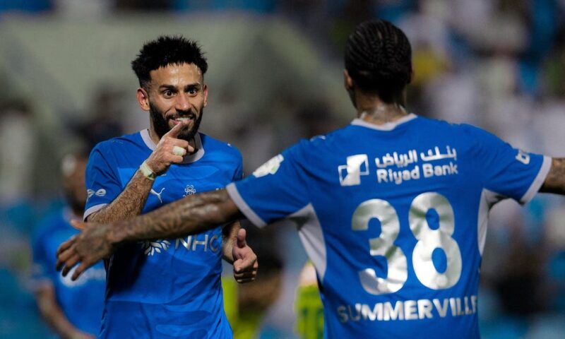 الهلال يهاجم الأهلي بقادر ميتي.. وواتكينز بديلاً