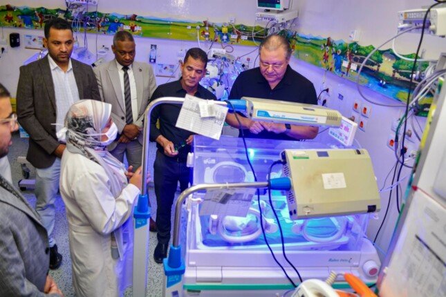 رئيس الاعتماد والرقابة الصحية يتفقد منشآت التأمين الصحي الشامل بالأقصر