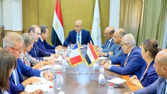 تعاون مصري فرنسي لتأهيل خريجي التعليم الفني وفق المعايير الدولية