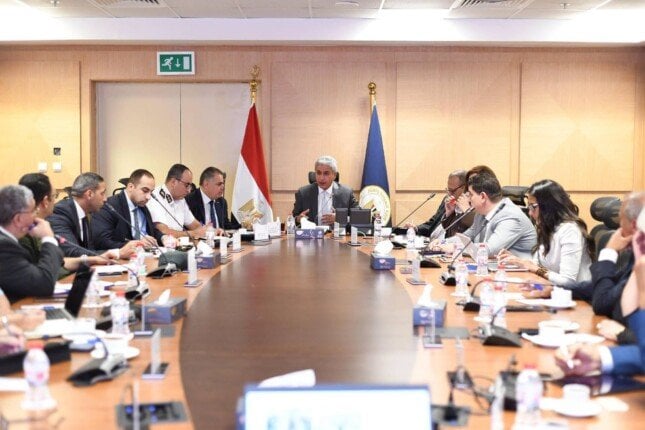 وزير السياحة يضع خطة استقبال مصر لظاهرة كسوف الشمس الكلي 2027
