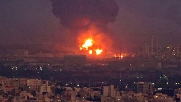 سماع دوي انفجار من جهة البحر في جزيرة قشم جنوبي إيران
