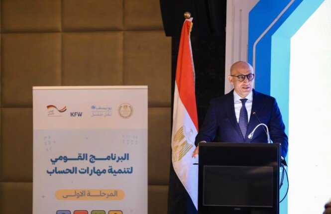 التعليم تطلق مرحلة جديدة لتنمية مهارات اللغة العربية والحساب في 10 محافظات