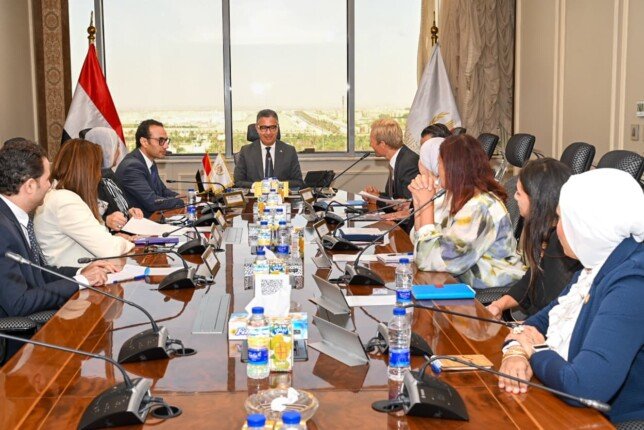 وزير التموين يبحث مع برنامج الأغذية العالمي تطوير منظومة الدعم