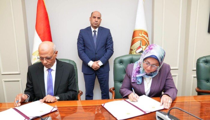 وزير العمل يشهد توقيع بروتوكول تعاون لتقديم الدعم لمنشآت القطاع الخاص