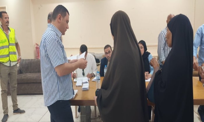 «الأورمان» توزع مساعدات مالية على أكثر من 800 أسرة في الفيوم