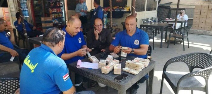 طاقم إسعاف يعيد 540 ألف جنيه لشقيق مصاب في حادث تصادم بالقليوبية