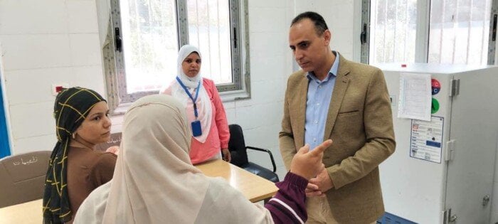 مدير صحة بني سويف يحيل المتغيبين للتحقيق في وحدة أشمنت خلال جولة مفاجئة