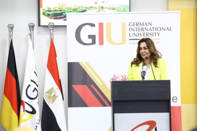 وزيرة التنمية المحلية تشهد احتفالية الجامعة الألمانية لتكريم أوائل الثانوية