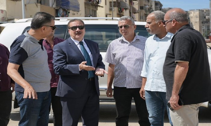 نسبة إنجاز 95% بالإنارة.. محافظ بورسعيد يوجه بسرعة الانتهاء من تطوير المناطق السكنية