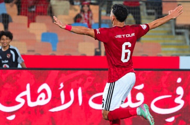 صدمة في الأهلي.. ياسر إبراهيم مهدد بالغياب عن قمة الزمالك