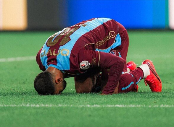 محمد صلاح يسجل ويصنع.. طرابزون سبور يكتسح جنتشلر بيرليجي بخماسية في الدوري التركي «فيديو»