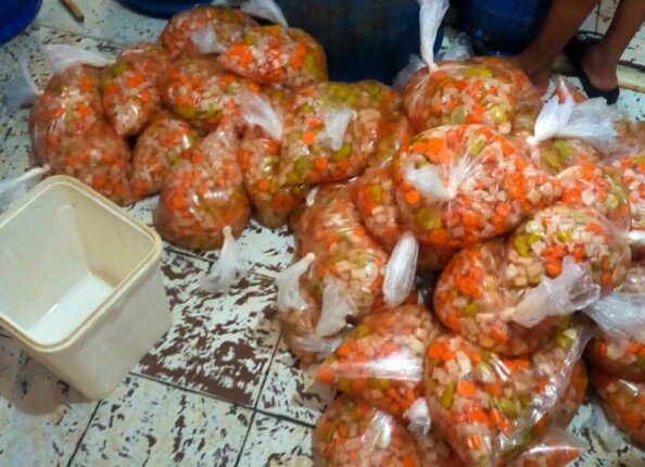 ضبط 7 أطنان لبن فرز ومخللات بالحشرات في حملة تموينية بسمسطا