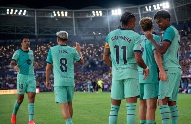 مشاهدة مباراة برشلونة وإشبيلية بث مباشر في الدوري الإسباني