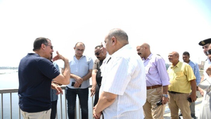 محافظ أسوان يوجه بصيانة كوبري إدفو ورفع كفاءة المدخل الشرقي