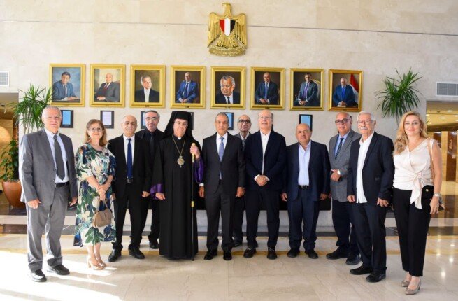«من بوغوص يوسفيان إلى نوبار باشا».. بدر عبد العاطي يلتقي رموز المصريين من أصول أرمينية