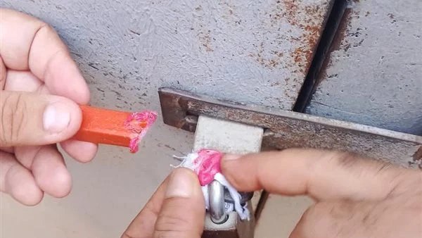 غلق عدد من المحال غير المرخصة خلال حملة رقابية في المنوفية
