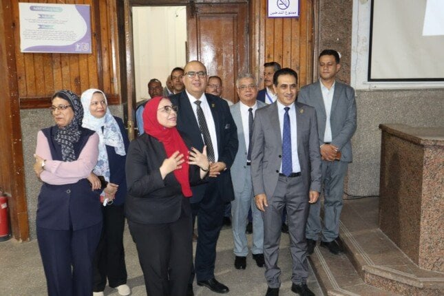 مع انطلاق العام الجامعي 2026/2027.. قيادات جامعة القاهرة تتفقد الكليات ميدانيا لمتابعة انتظام الدراسة