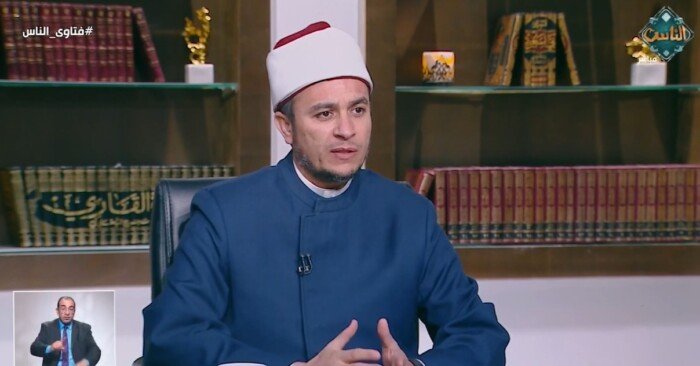 هل يأثم المظلوم إذا رفض مسامحة من ظلمه؟.. أمين الفتوى يجيب