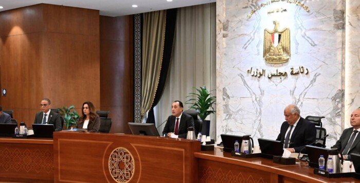 تكثيف الرقابة على الأسواق وإنشاء سوق دائمة.. توجيهات عاجلة من رئيس الوزراء للمحافظين