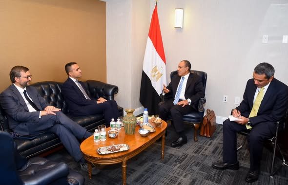 عبد العاطي والمبعوث الأوروبي للخليج يبحثان التطورات باليمن والأزمة الإيرانية وأمن الملاحة بهرمز