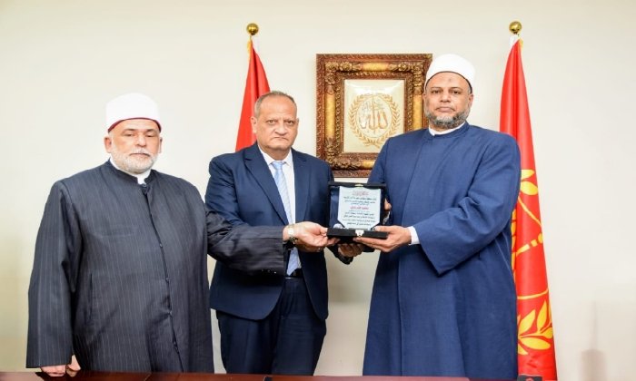 مدير تعليم بورسعيد يستقبل قيادات وعظ الأزهر ويؤكد أهمية التكامل في بناء وعي الطلاب