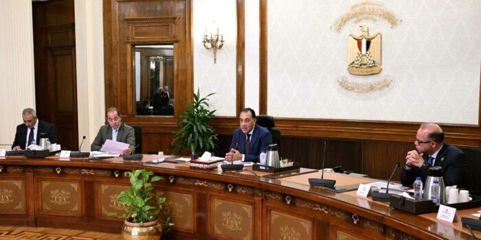 مدبولي: تحفيز الإنتاج المحلي وزيادة الصادرات على رأس أولويات الحكومة