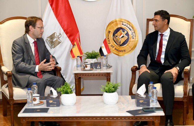 وزير الصناعة: نستهدف جذب الشركات الإسبانية لضخ استثمارات جديدة في مصر