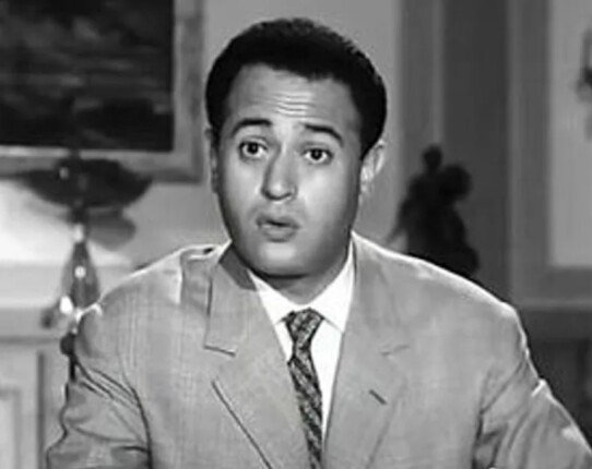 وفاة حفيد عبد المنعم إبراهيم تثير الحزن في الوسط الفني