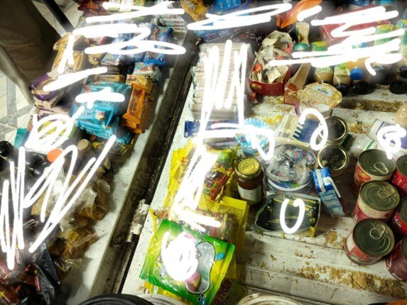 ضبط 1541 سلعة منتهية وإحباط محاولة لإقامة نقطة بنزين غير مرخصة ببورسعيد