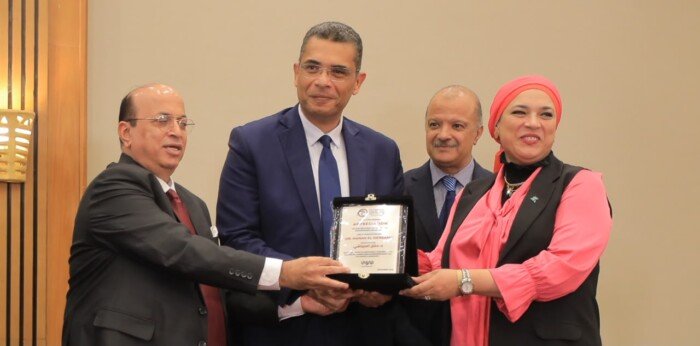 في ختام فعاليات الغردقة لسينما الشباب.. «مصر الخير» تتوج حضورها وتحصد «الجائزة الخضراء» عن فيلم «مال قارون»