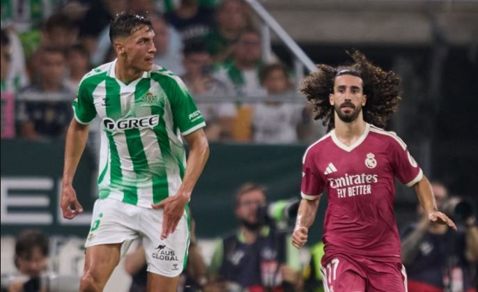 ريال مدريد يسقط أمام ريال بيتيس بهدف قاتل.. وباروت يمنح أصحاب الأرض انتصارًا مثيرًا