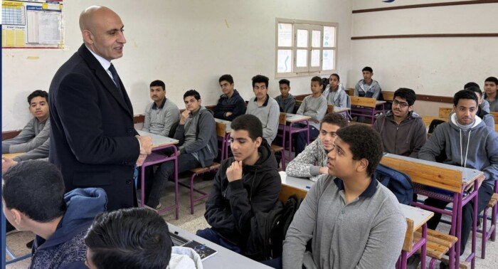 الرئيس السيسي يشدد على تطوير تدريب وتأهيل الكوادر التعليمية وفق أعلى المعايير