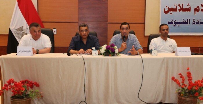 وزير الشباب يعلن من الشلاتين إقامة سباق للهجن بالمدينة ديسمبر المقبل