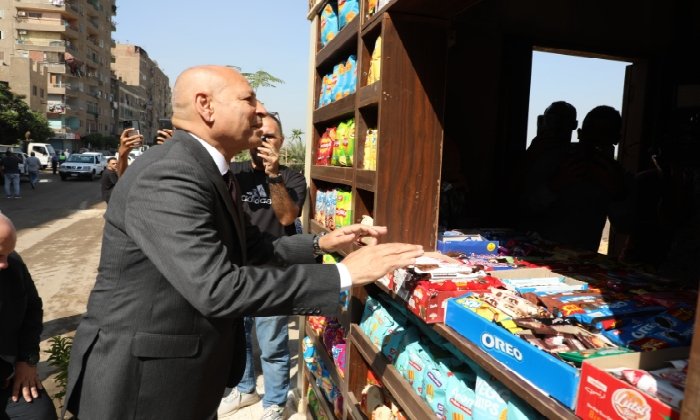 محافظ القاهرة: لا إقامة لأكشاك جديدة بالعاصمة وتطبيق المنظومة الموحدة إجباري للتجديد