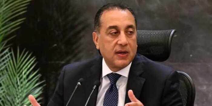 مدبولي يحسم الجدل: حسن هيكل ليس مستشارًا للحكومة.. وكلام مقايضة قناة السويس مرفوض