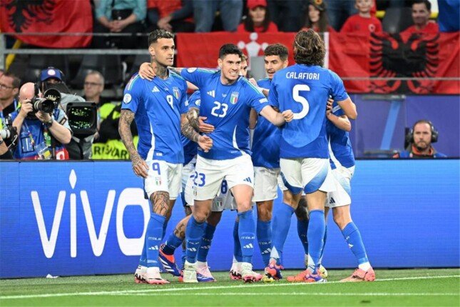 مانشيني يعلن قائمة منتخب إيطاليا في دوري الأمم الأوروبية