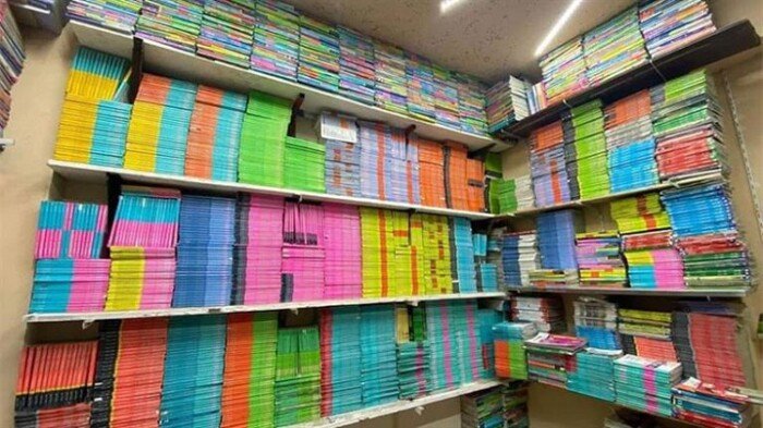 سعره وصل لـ 350 جنيها.. الكتاب الخارجي صداع في رأس الأسرة المصرية