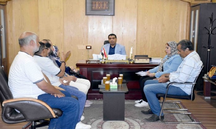 نائب محافظ الأقصر يُوجّه بتدريب أصحاب المشروعات الصغيرة ومتابعتهم ميدانيًا لمدة 6 أشهر