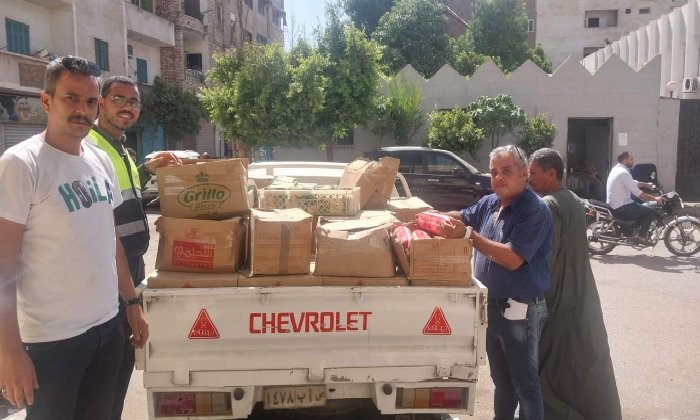 ضبط 775 كيلو لانشون و114 علبة جبن شيدر منتهي الصلاحية في حملة رقابية مكبرة بنجع حمادي