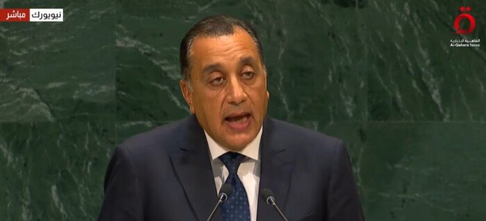 رئيس الوزراء: نجدد رفضنا القاطع لتهجير الفلسطينيين من أراضيهم