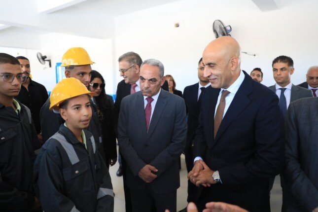 وزير التعليم ومحافظ الإسماعيلية يفتتحان مدرسة المهندس عبد الحميد أبو بكر للتكنولوجيا التطبيقية بفايد