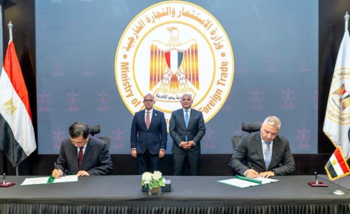 باستثمارات 500 مليون دولار.. شراكة مصرية صينية لإقامة مجمع متكامل لتصنيع الإطارات بقناة السويس