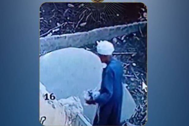 «حذفه بعد التأكد من عدم صحته».. ملابسات فيديو محاولة نبش القبور في سوهاج