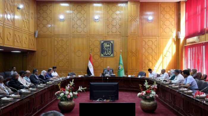 4 قرارات جديدة من محافظ الإسماعيلية لتأمين نقل العمالة الزراعية.. تعرف عليها