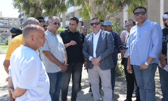 محافظ بورسعيد يتابع بدء أعمال تطوير «تعاونيات الجيزة» بالزهور و«زمزم» بالضواحي