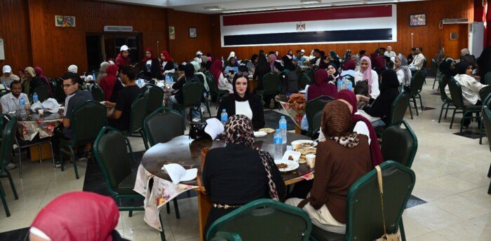 رئيس جامعة أسيوط يتفقد المطعم المركزي للاطمئنان على الجاهزية والجودة استعدادًا للعام الدراسي الجديد