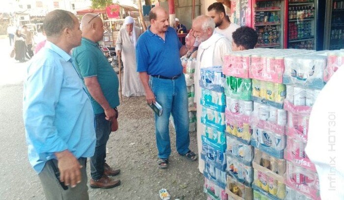 محافظ أسيوط يوجه بتكثيف الحملات الميدانية لمراجعة تراخيص المحال والمطاعم والأكشاك